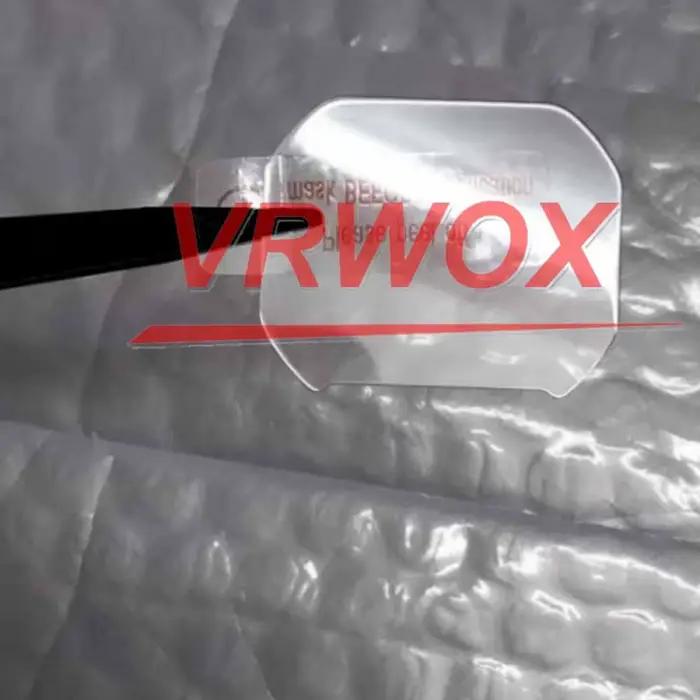 Protecteur d'écran en verre trempé VRWOX pour GBD-200 GBX-100 GX-56 DW-5600 GW-M5610 GMW-B5000 DW-6900 anti-rayures, anti-empreintes digitales, clair et résistant à l'eau pour un usage quotidien et professionnel