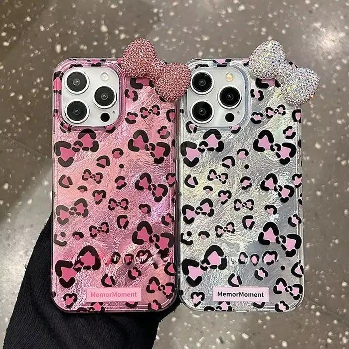 Coque de téléphone avec doublure léopard coloré, diamant clignotant, nœud papillon, pour iPhone 16 15 14 Plus 13 Mini 12 Pro Max 11 7 8 SE X XS XR élégante à offrir pour femmes et hommes pour toutes occasions